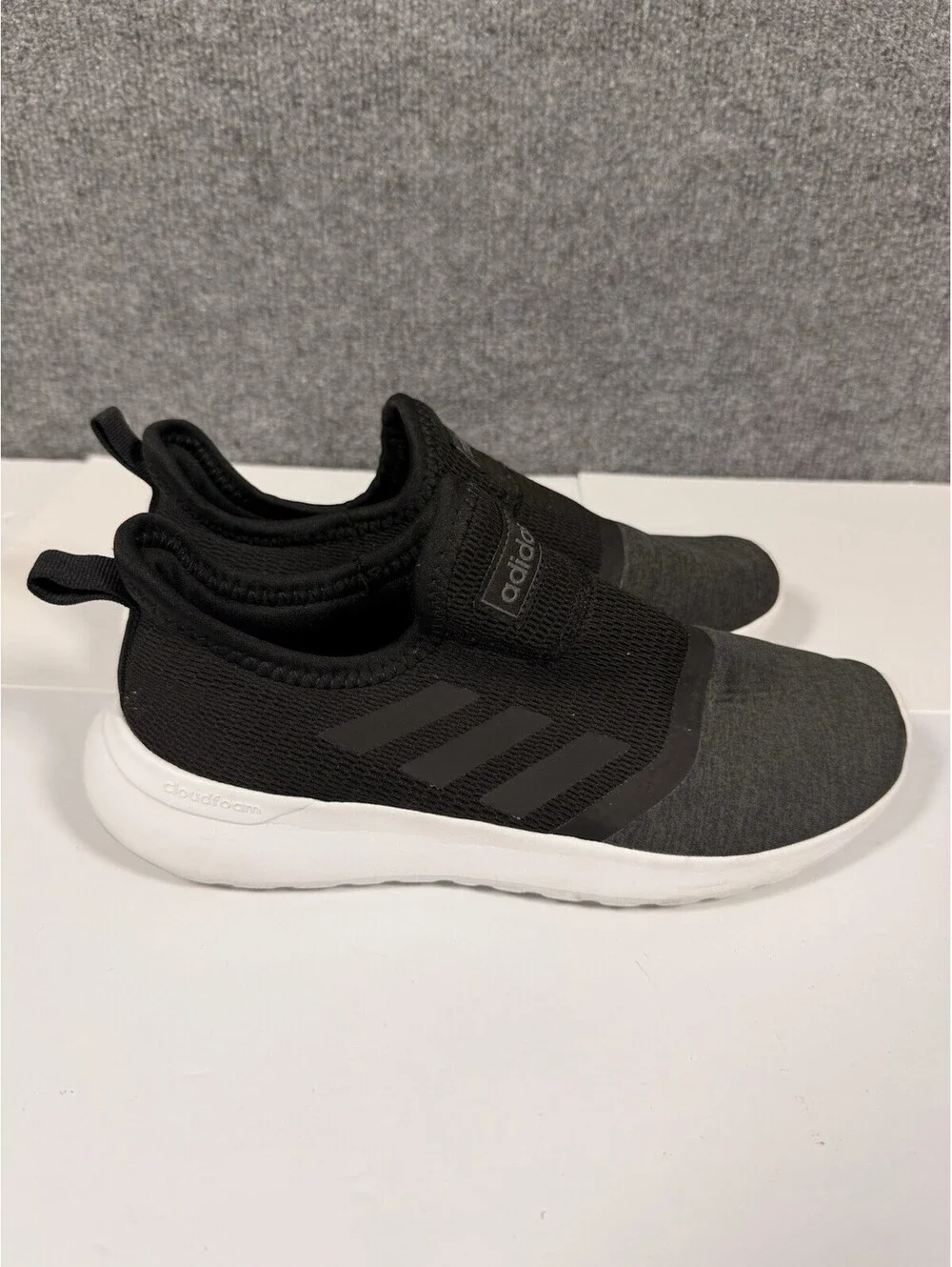 Women ADIDAS Cloudfoam Easy Slip-On No-Tie Sneakers Black/White Comfort Size 7